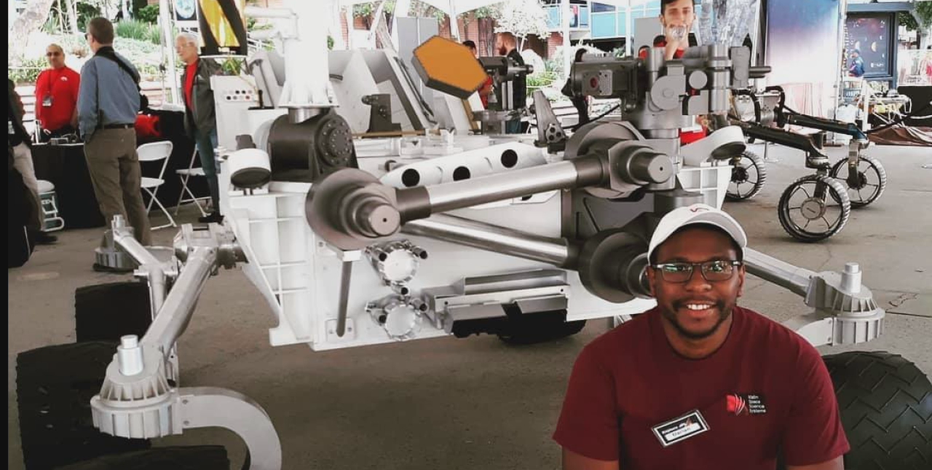 Milwaukee native part of NASA's Mars rover mission