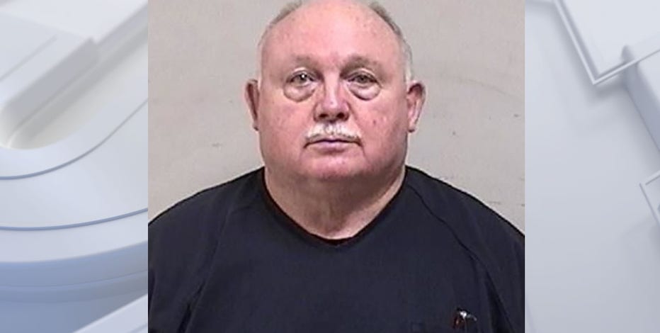 Kenosha man accused of threatening man with gun over rent money