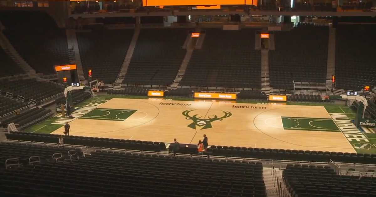 Bucks-Mavericks game postponed at Fiserv Forum due to weather