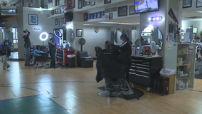 Milwaukee barbershop hosts COVID-19 vaccine clinic