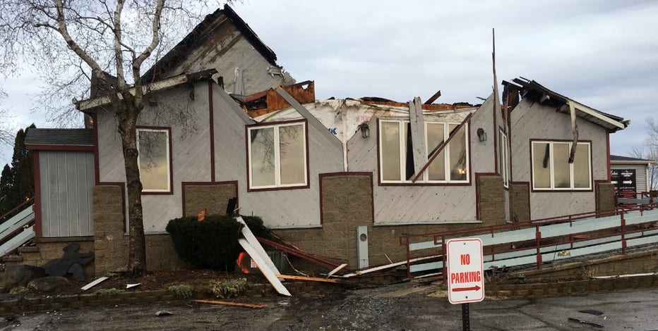West Bend Lakes Golf Club a total loss following fire Sunday