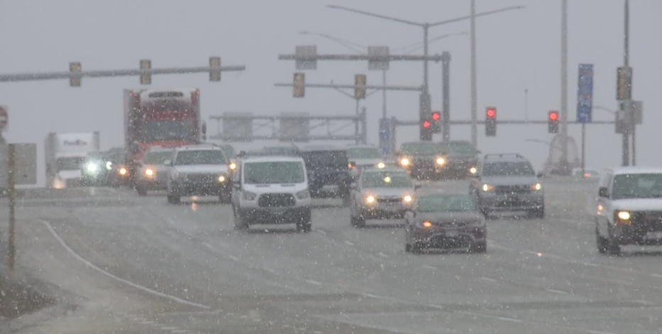 Winter returns in Wisconsin, pleasing some, frustrating others