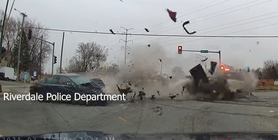 Captured on dashcam: Police squad struck by speeding driver