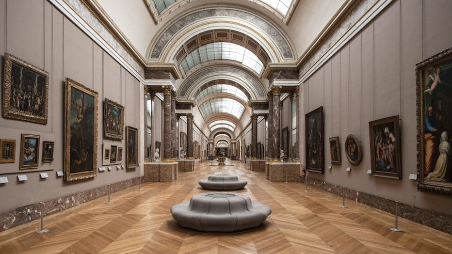 Louvre1