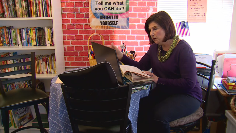 Education coach helps students amid shifts to virtual learning