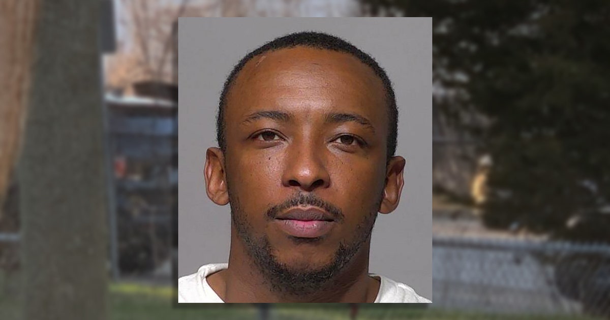 Man charged in deadly Milwaukee stabbing; victim's family holds vigil ...