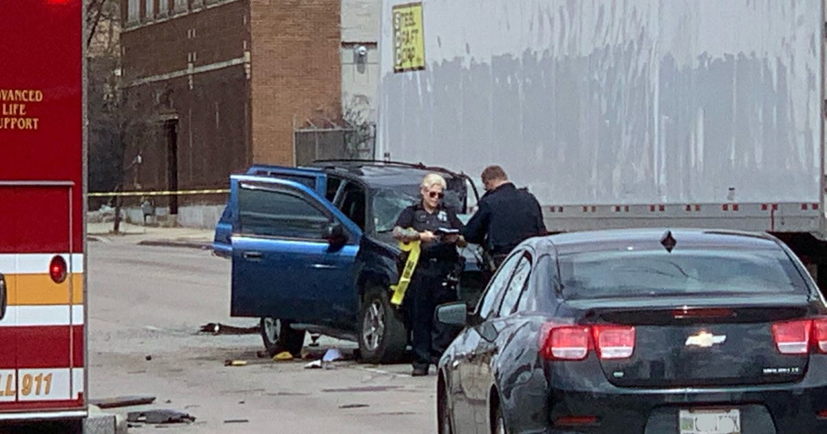 MPD: 65-year-old man dies in crash at 32nd and Fond du Lac | FOX6 Milwaukee