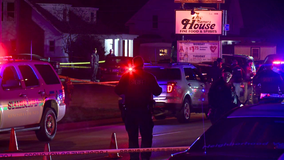 Sheriff: 3 dead, 3 wounded in shooting at Wisconsin tavern