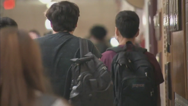 Officials: COVID-19 cases rising among kids in Milwaukee County