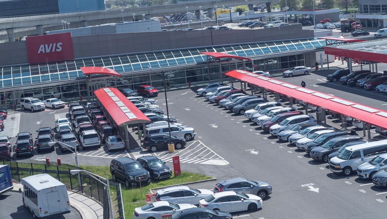 Car rental AVIS parking lot is full since there are no