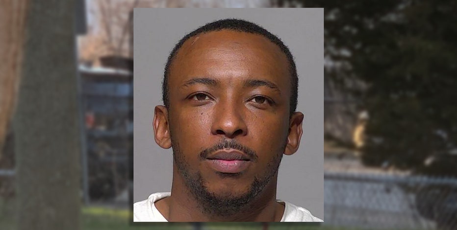 Man charged in deadly Milwaukee stabbing; victim&#8217;s family holds vigil