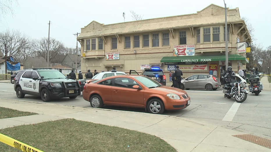 Pedestrian struck by vehicle near 27th and Hadley, Milwaukee