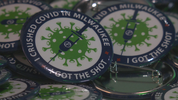 Bucks fans get COVID vaccine at Fiserv Forum