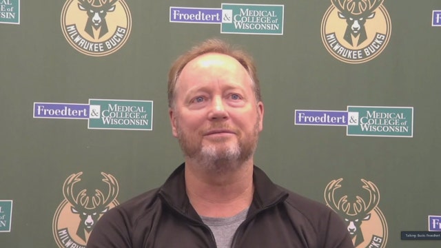 Bucks' Budenholzer signs contract extension