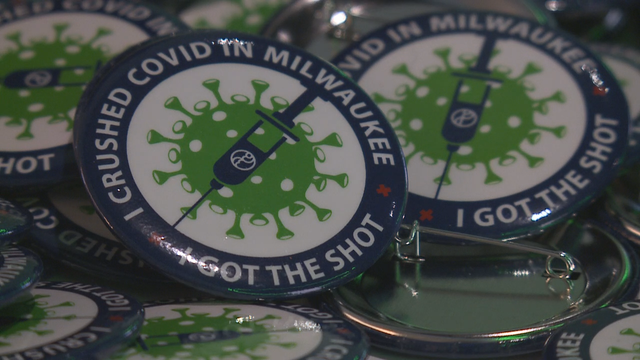 Bucks fans get COVID vaccine at Fiserv Forum