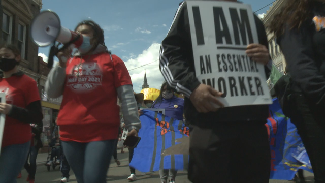 Milwaukee march calls for immigration reform, celebrates workers