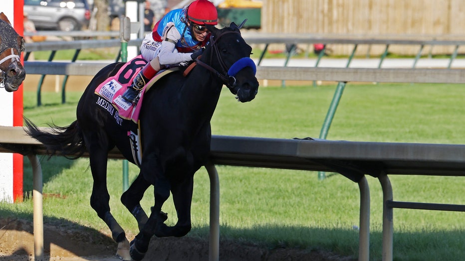 HORSE RACING: MAY 01 Kentucky Derby