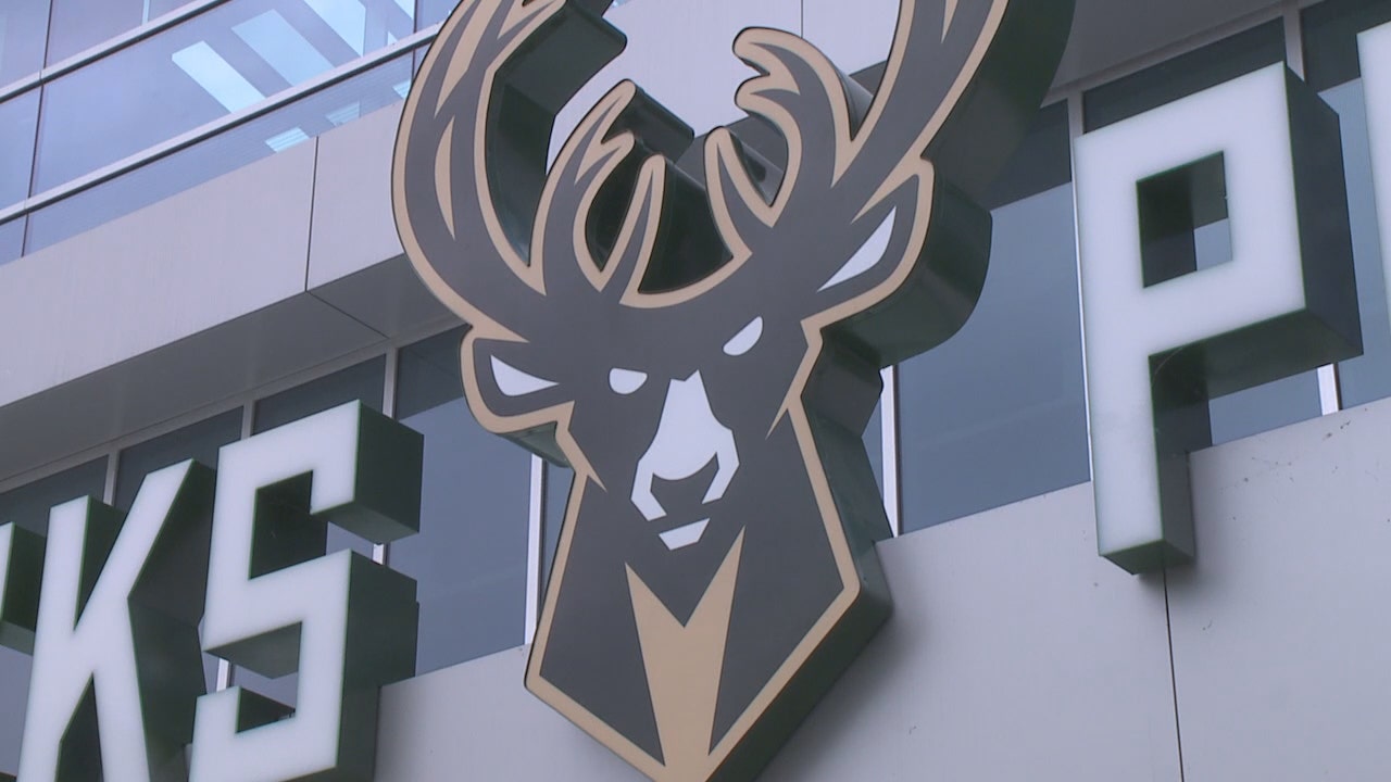 Milwaukee Bucks tickets; singlegame sales start Monday FOX6 Milwaukee