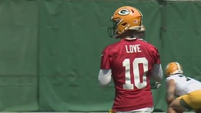 Packers' Jordan Love prepared to play for absent Rodgers