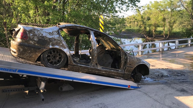 Car found in Rock River, Dodge County sheriff's office investigating