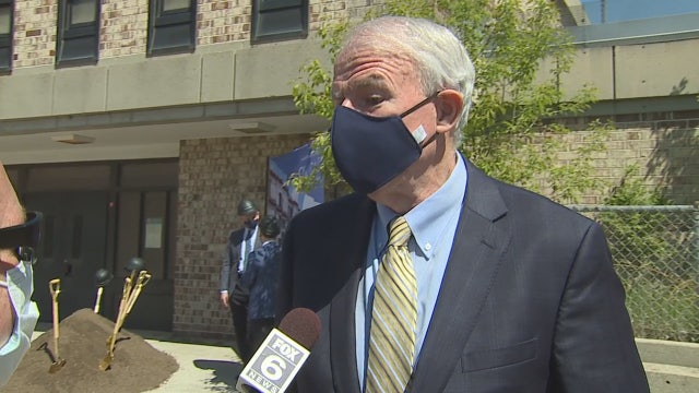 Milwaukee mayor encourages masks, COVID trends worsen