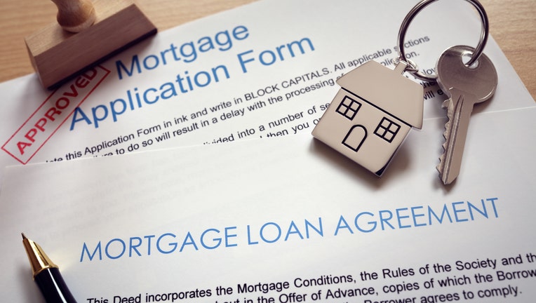 Loan-mortgage-lender-iStock-817348768.jpg