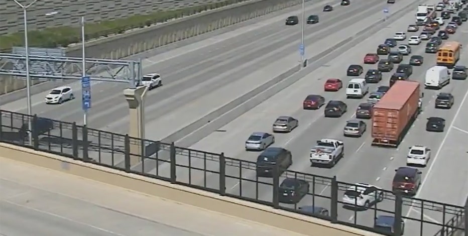 Eastbound I-94 reopens near 35th after shots fired report