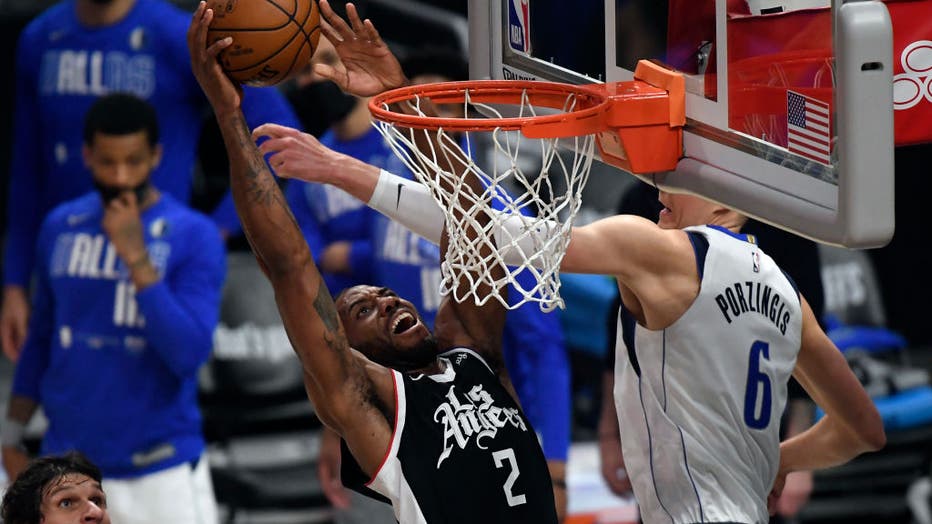 Dallas Mavericks v Los Angeles Clippers - Game Seven