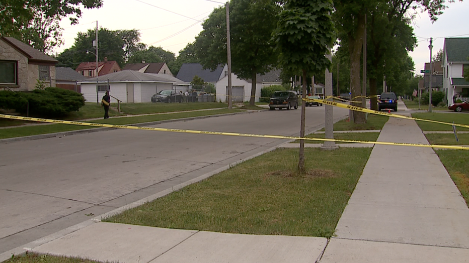 Homicide investigation at 45th and Hope, Milwaukee