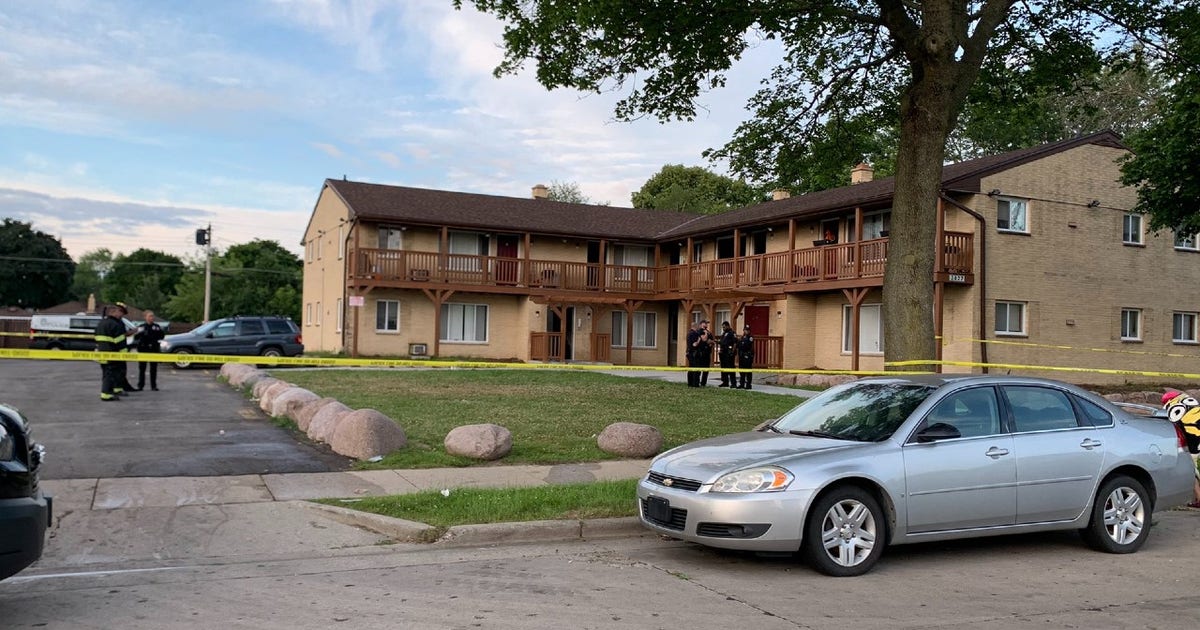 Apartment fire on Milwaukee's north side, man taken to hospital | FOX6 ...