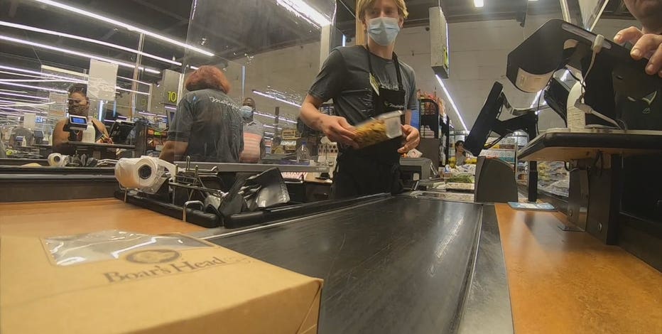 Metcalfe's updates shopper mask policy