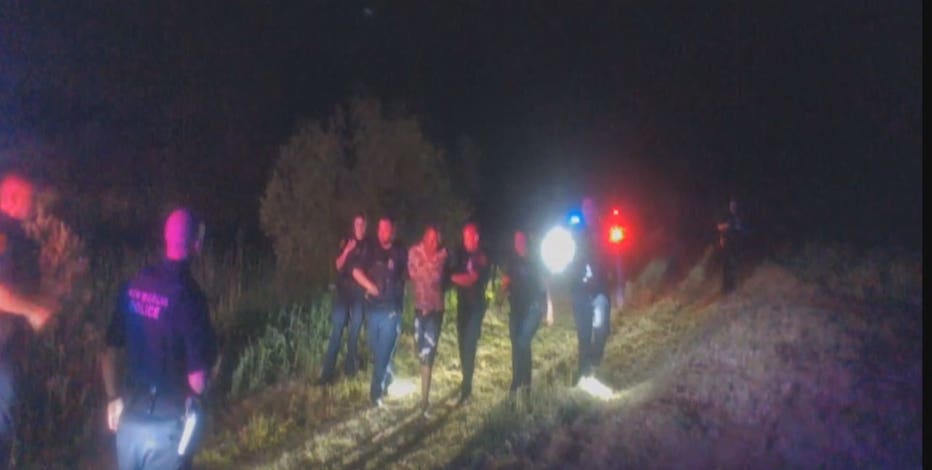 New Berlin pursuit, crash leads to arrest of man in pond