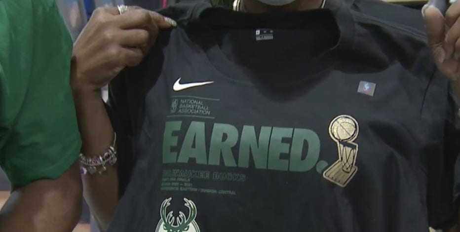 Fans lining up to get Bucks championship gear