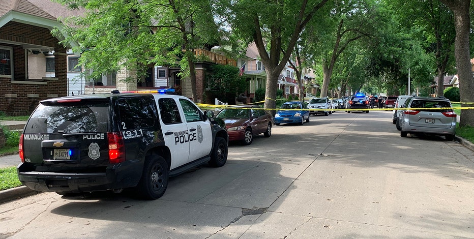 Milwaukee shooting, man injured on south side