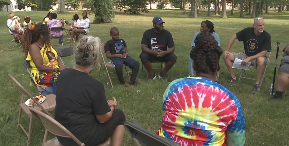 Milwaukee community gathers to stop violence: 'We’re standing up'