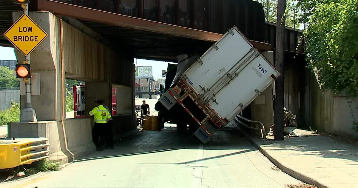 Truck stuck under bridge in Bay View | FOX6 Milwaukee