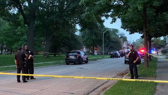 Milwaukee police shooting near Sherman Park, suspect dead