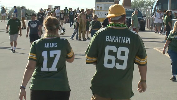 Packers, Lambeau Field welcome fans; 1st preseason game since 2019