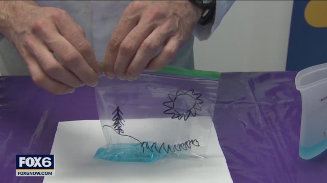 Science experiment teaches about water cycle