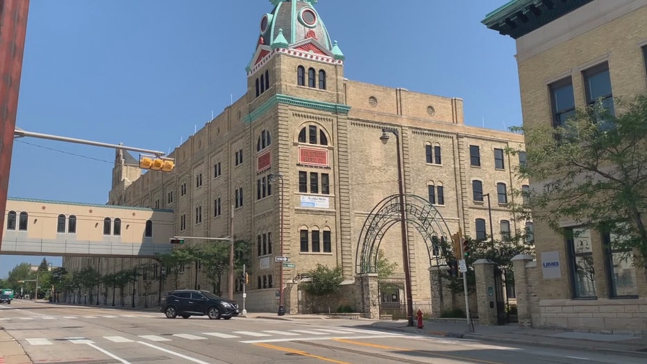 Golda Meir School, Milwaukee