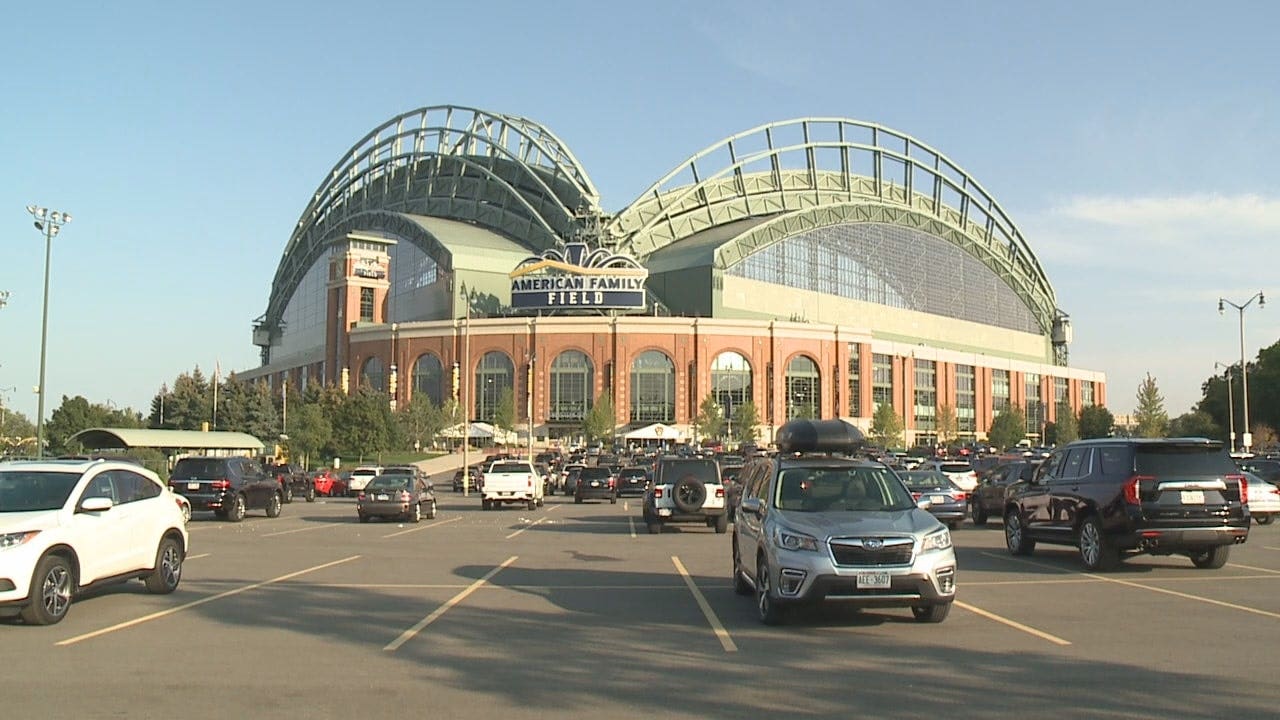 Brewers announce 2023 giveaway schedule; tickets on sale Feb. 25