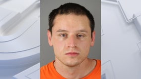 Waukesha bank bomb threat, probation for man charged