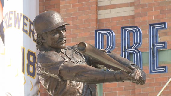 Brewers acquire 3 LA pitchers, trade Renfroe