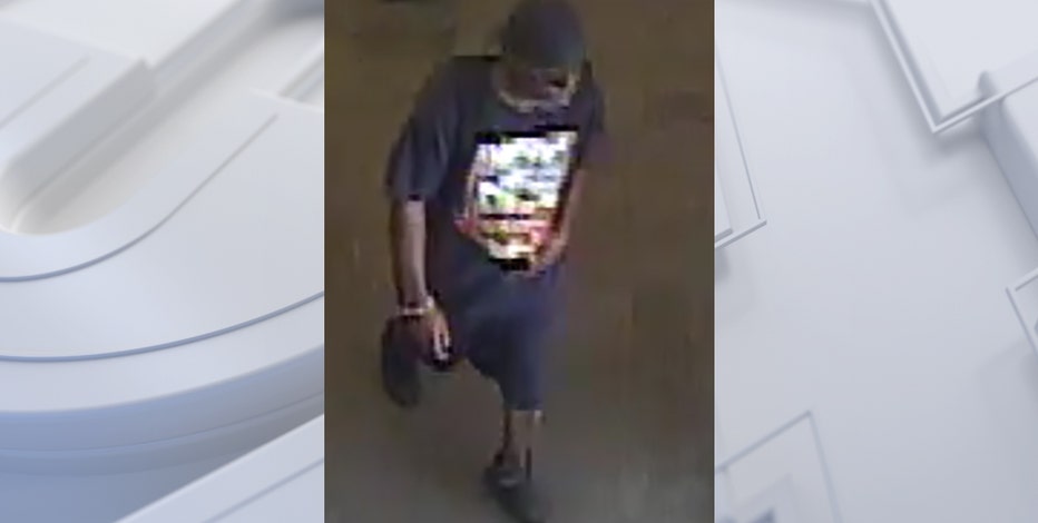 Milwaukee attempted bank robbery suspect wanted