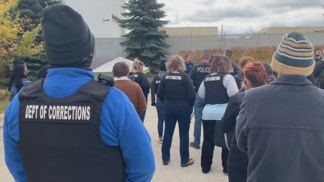 Sex offender Halloween rules: Milwaukee police, DOC check homes