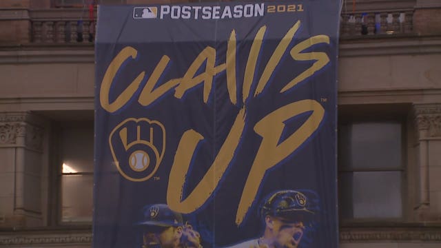 Brewers playoffs: Milwaukee, Deer District show team pride