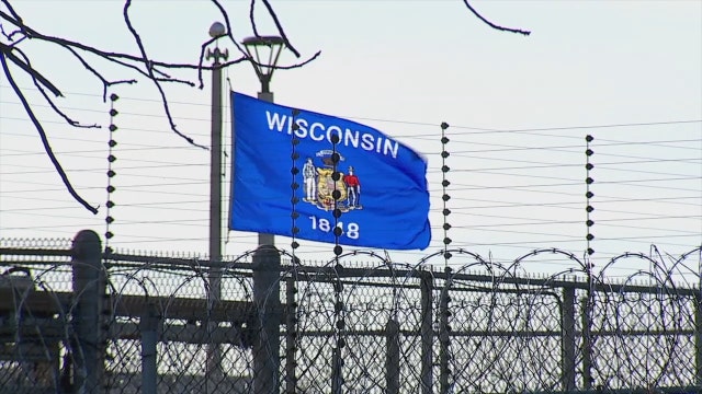 Wisconsin prison vendors debate, 'monopoly' warnings