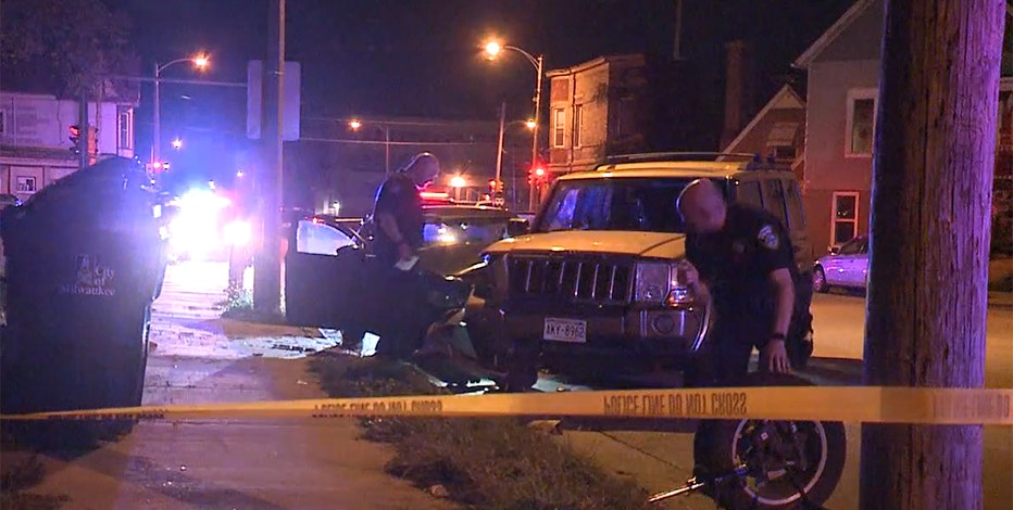 Milwaukee police chase stolen car, arrest 2