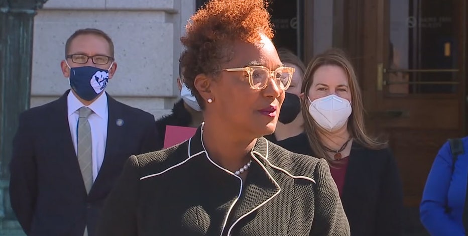 Lena Taylor joins Milwaukee mayoral race
