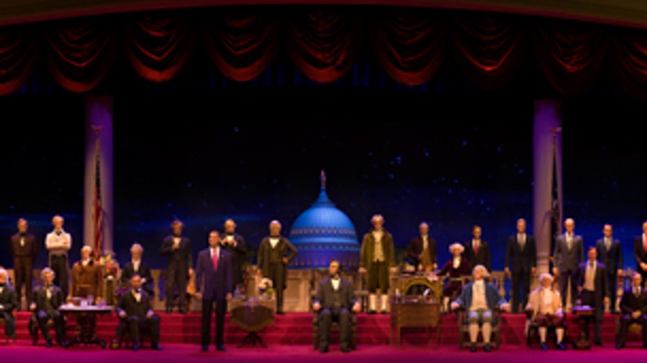 963e16d2-DISNEY-hall-of-presidents-3.jpeg